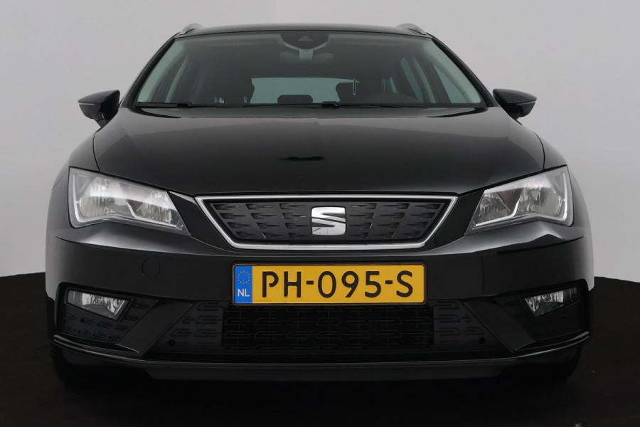 Seat León ST 1.0 EcoTSI Style Business Intense (CRUISE CONTROL, CARPLAY NAVIGATIE, PARKEERSENSOREN, NL-AUTO)