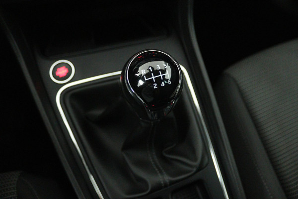 Seat León ST 1.0 EcoTSI Style Business Intense (CRUISE CONTROL, CARPLAY NAVIGATIE, PARKEERSENSOREN, NL-AUTO)