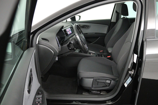 Seat León ST 1.0 EcoTSI Style Business Intense (CRUISE CONTROL, CARPLAY NAVIGATIE, PARKEERSENSOREN, NL-AUTO)