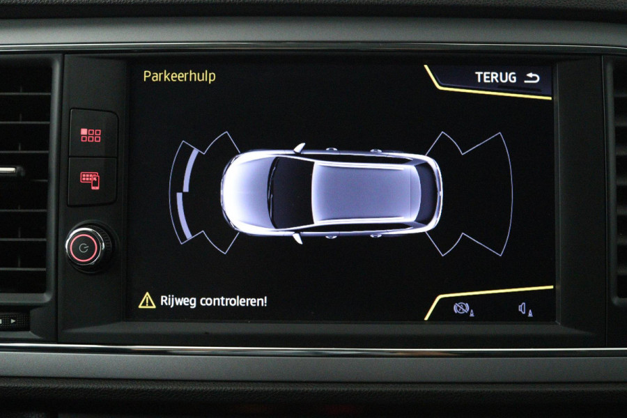 Seat León ST 1.0 EcoTSI Style Business Intense (CRUISE CONTROL, CARPLAY NAVIGATIE, PARKEERSENSOREN, NL-AUTO)