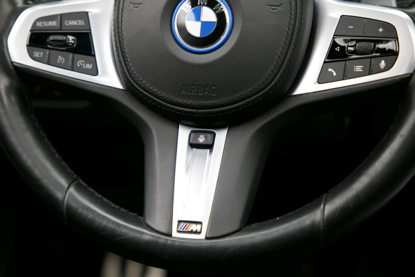 BMW 3 Serie Touring 320e Business Edition Plus |Pano|M-Pakket|Laser|Stuurverwarm.|