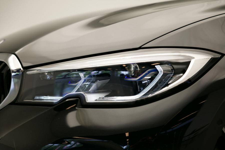 BMW 3 Serie Touring 320e Business Edition Plus |Pano|M-Pakket|Laser|Stuurverwarm.|