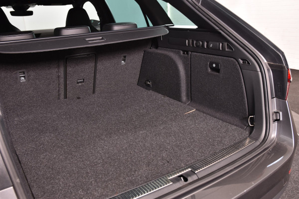 Škoda Superb Combi 1.4 TSI iV Sportline Business- Automaat | Dig. Cockpit | Cruise | Stoel-+Stuurverw. PDC | Camera | App. Connect | ECC | Elek. Klep | LM 18" | 1944