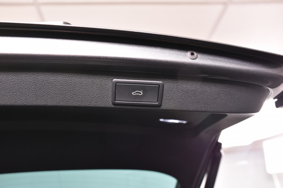 Škoda Superb Combi 1.4 TSI iV Sportline Business- Automaat | Dig. Cockpit | Cruise | Stoel-+Stuurverw. PDC | Camera | App. Connect | ECC | Elek. Klep | LM 18" | 1944