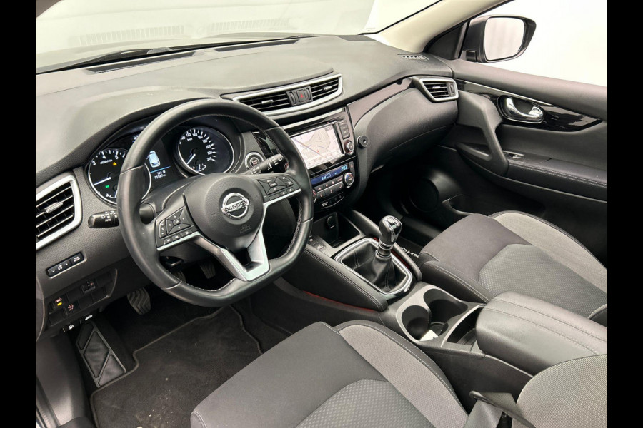 Nissan QASHQAI 1.3 DIG-T N-Connecta Pano/dak Trekhaak Camera