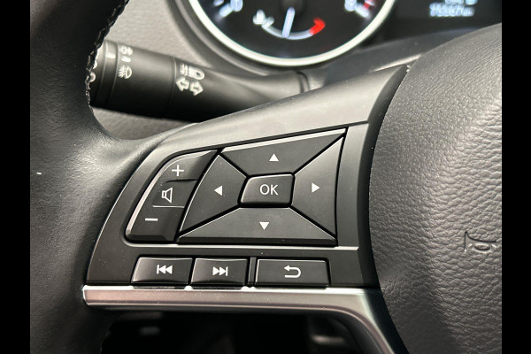Nissan QASHQAI 1.3 DIG-T N-Connecta Pano/dak Trekhaak Camera