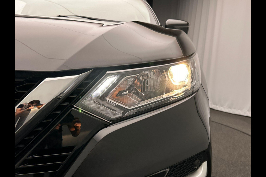 Nissan QASHQAI 1.3 DIG-T N-Connecta Pano/dak Trekhaak Camera