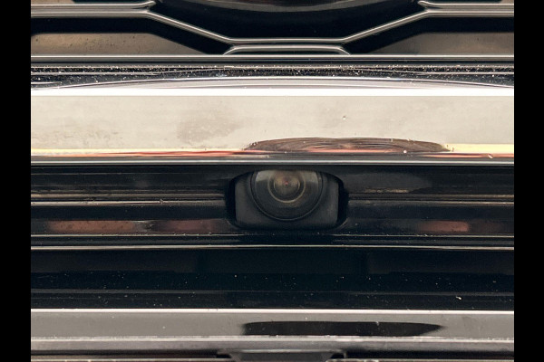 Nissan QASHQAI 1.3 DIG-T N-Connecta Pano/dak Trekhaak Camera
