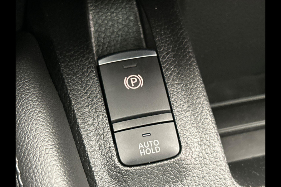 Nissan QASHQAI 1.3 DIG-T N-Connecta Pano/dak Trekhaak Camera