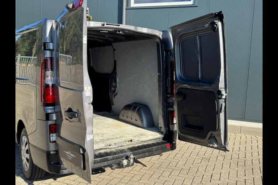 Nissan NV300 1.6 dCi 125 L2H1 * Cruise * PDC * Trekhaak *