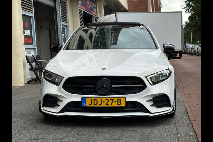 Mercedes-Benz A-Klasse 200 AMG Aut Leer Camera Carplay Pano