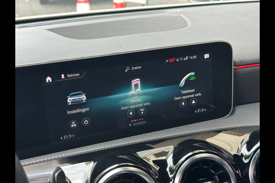 Mercedes-Benz A-Klasse 200 AMG Aut Leer Camera Carplay Pano