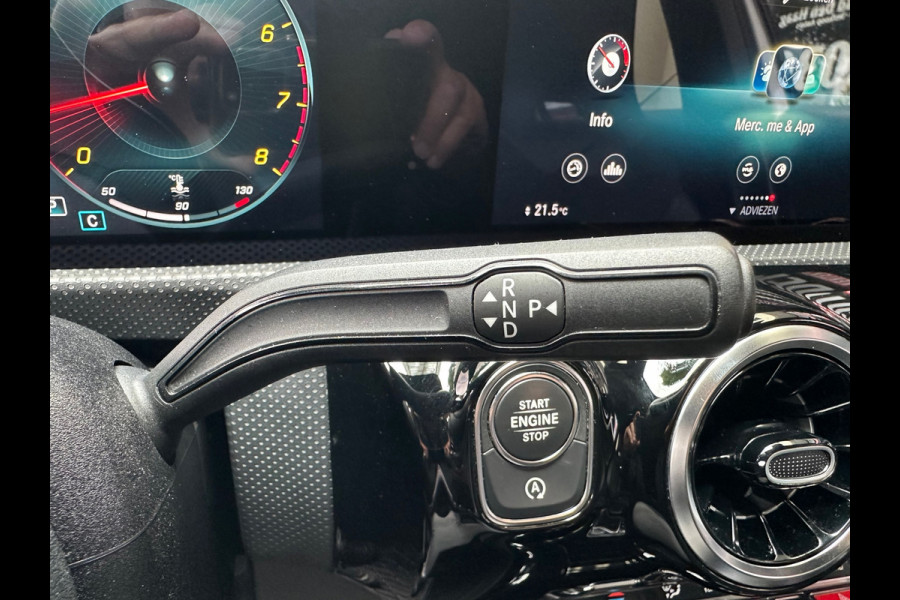 Mercedes-Benz A-Klasse 200 AMG Aut Leer Camera Carplay Pano