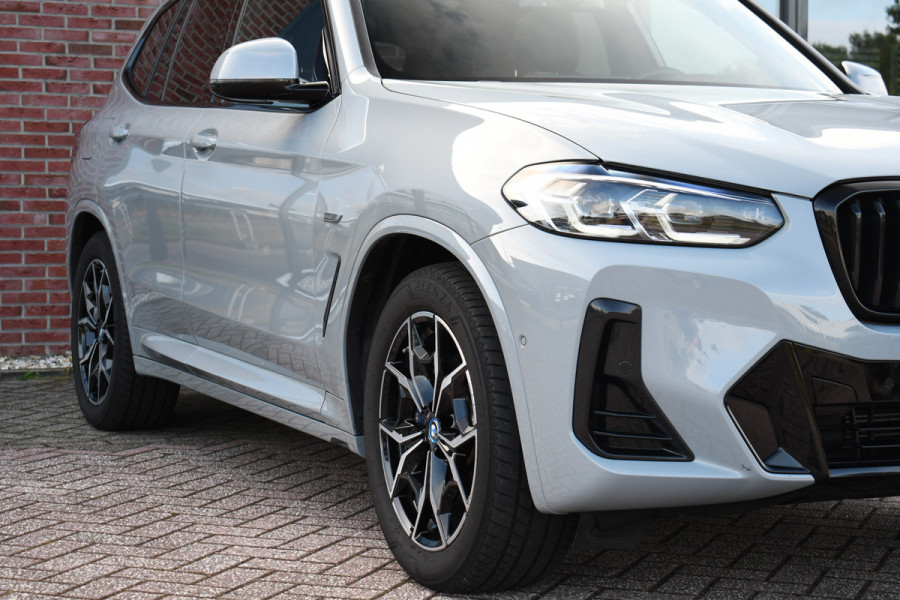 BMW X3 xDrive30e M-Sport Pano Trekhaak Camera HiFi DA-pack