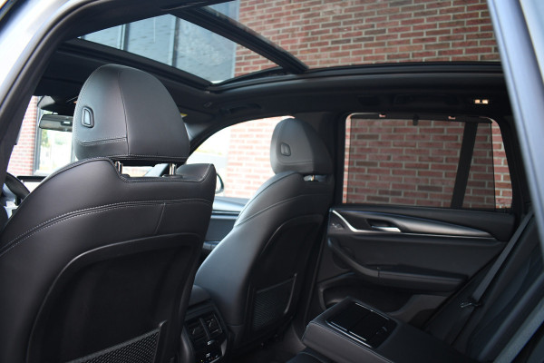 BMW X3 xDrive30e M-Sport Pano Trekhaak Camera HiFi DA-pack