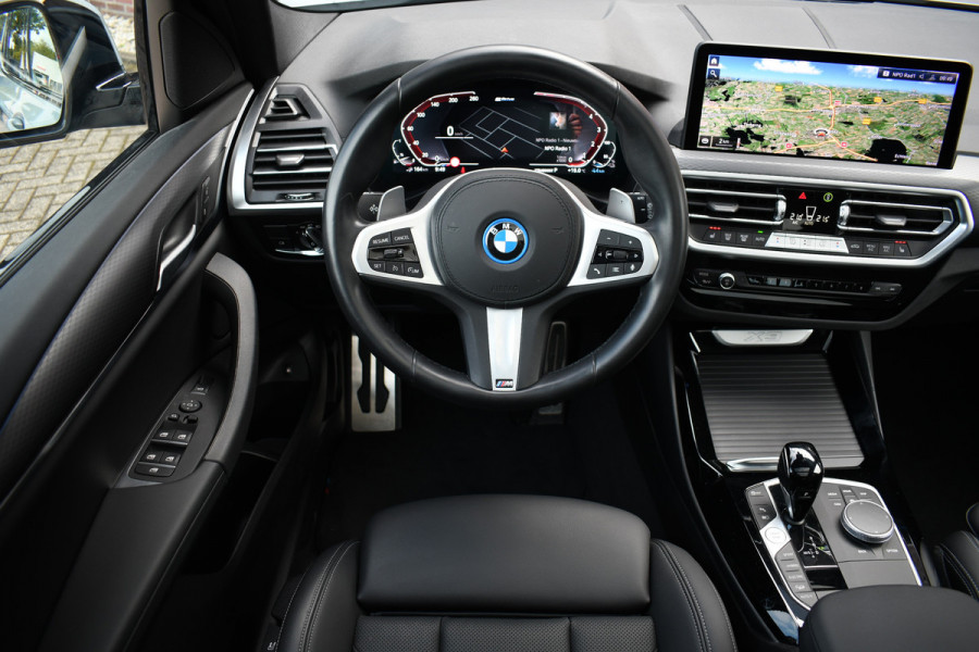 BMW X3 xDrive30e M-Sport Pano Trekhaak Camera HiFi DA-pack