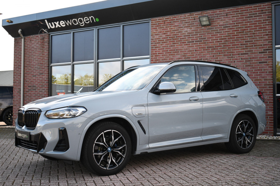 BMW X3 xDrive30e M-Sport Pano Trekhaak Camera HiFi DA-pack