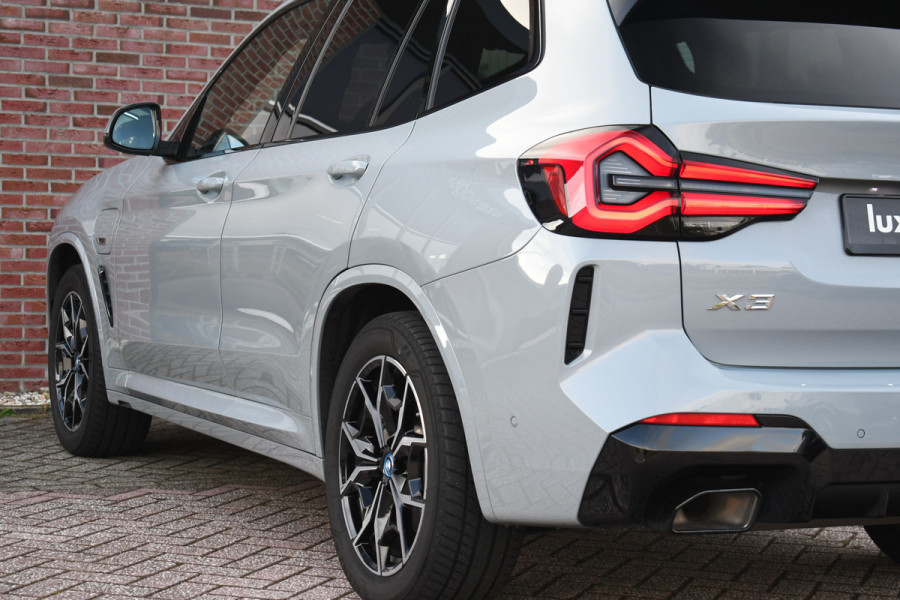 BMW X3 xDrive30e M-Sport Pano Trekhaak Camera HiFi DA-pack
