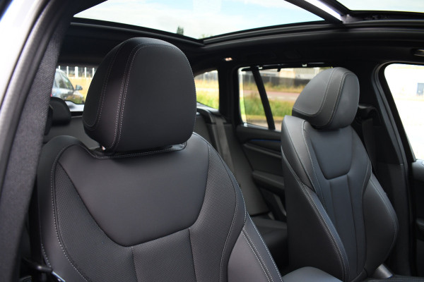 BMW X3 xDrive30e M-Sport Pano Trekhaak Camera HiFi DA-pack