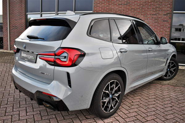 BMW X3 xDrive30e M-Sport Pano Trekhaak Camera HiFi DA-pack