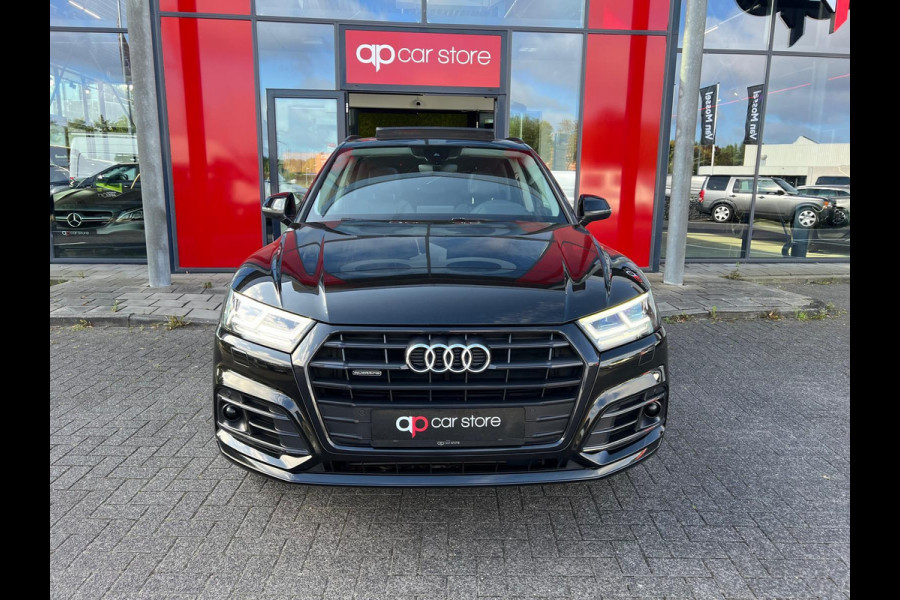 Audi Q5 2.0 TFSI quattro S-Line Panorama