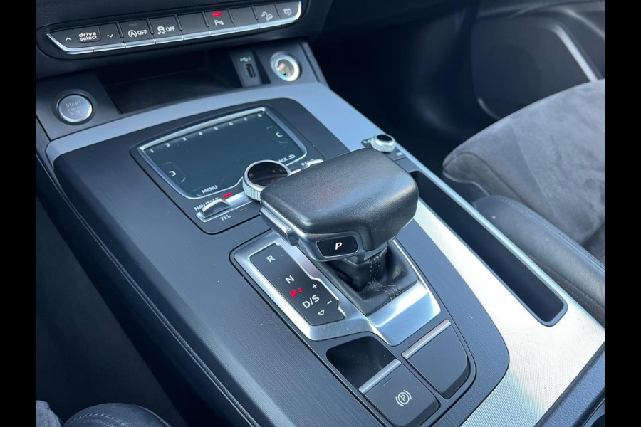 Audi Q5 2.0 TFSI quattro S-Line Panorama