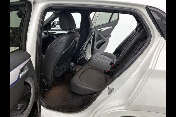 BMW X2 xDrive25e High Executive M-SPORT | LEER | EL-ACHTERKLEP