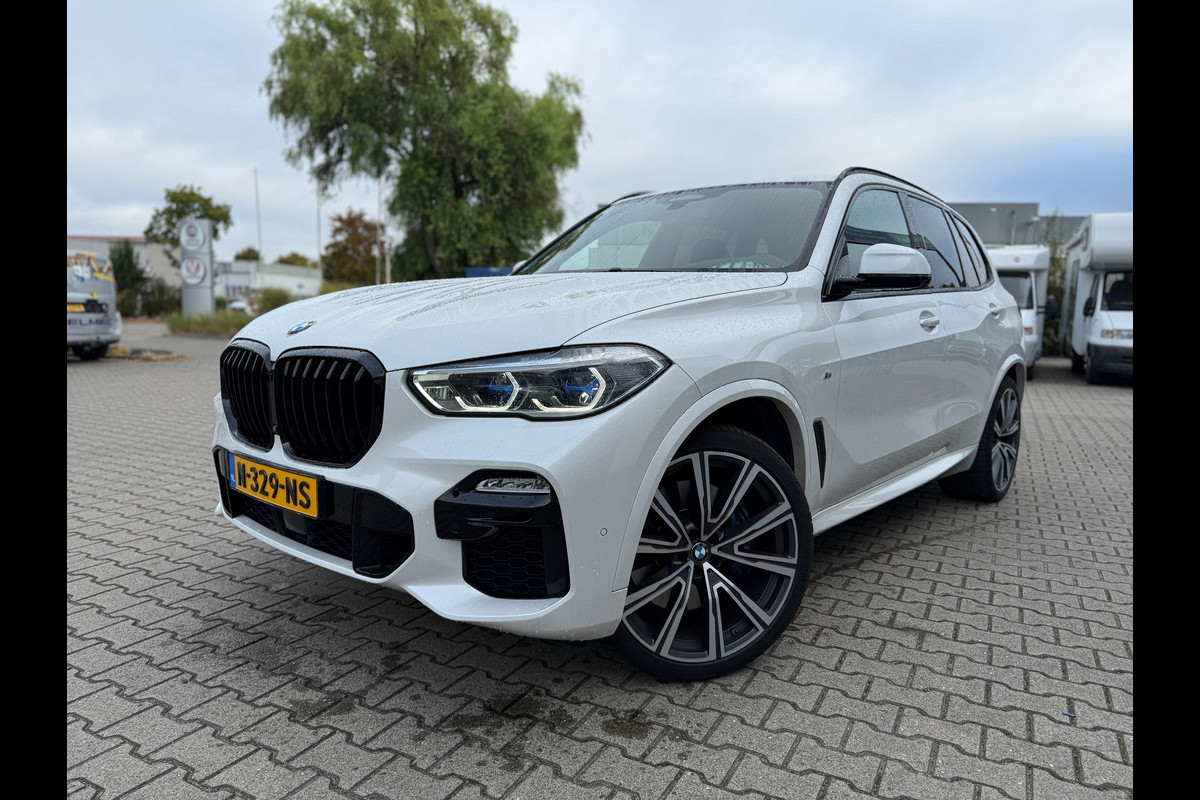 BMW X5 XDrive40i High Executive M SPORT 6-cilinder BMW X5 XDrive40i High Executive M SPORT 6-cilinder