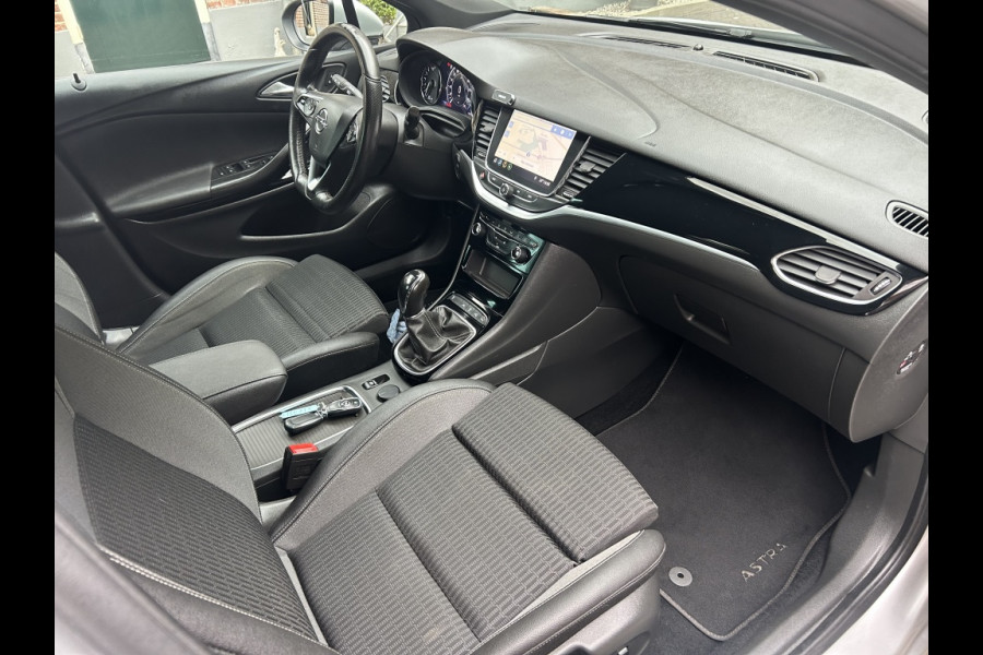 Opel Astra Sports Tourer 1.2 130pk Elegance Navi, Camera, Carplay, 17" LMV, Trekhaak