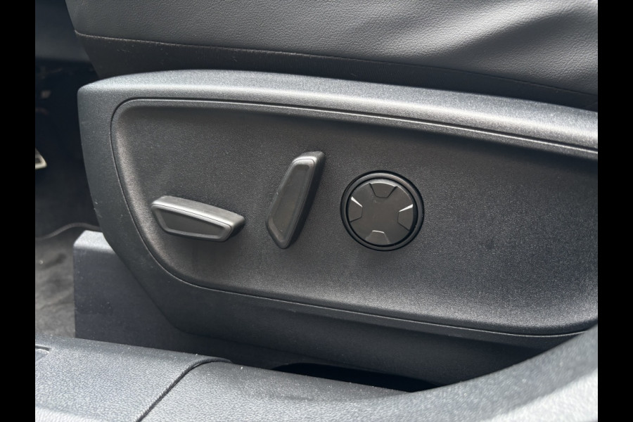 Ford Kuga 2.5 PHEV Active X TREKHAAK! PANODAK! TECHPACK! WINTERPACK!