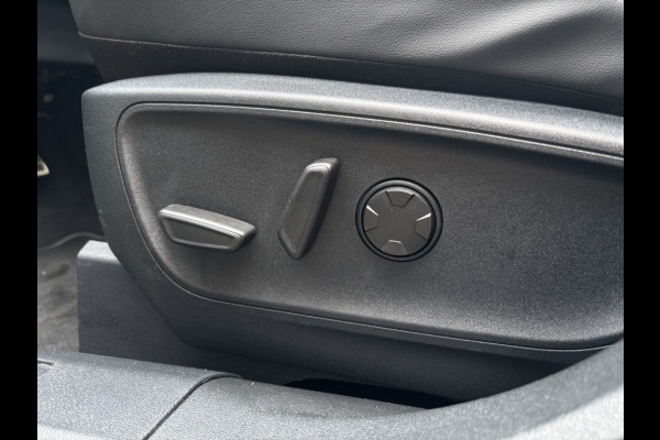 Ford Kuga 2.5 PHEV Active X TREKHAAK! PANODAK! TECHPACK! WINTERPACK!