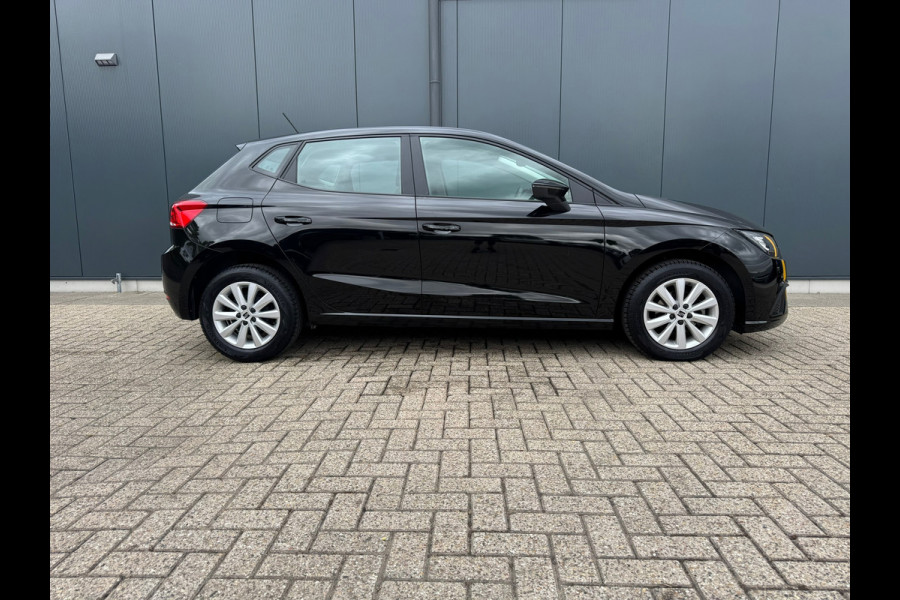 Seat Ibiza 1.0 EcoTSI Style * CarPlay * Stoelverwarming * Cruise * Camera *