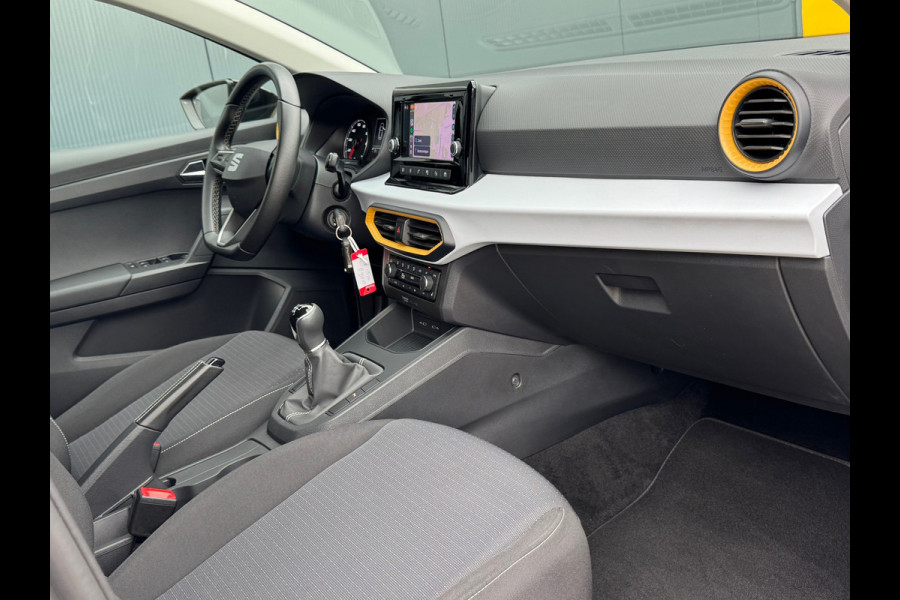 Seat Ibiza 1.0 EcoTSI Style * CarPlay * Stoelverwarming * Cruise * Camera *
