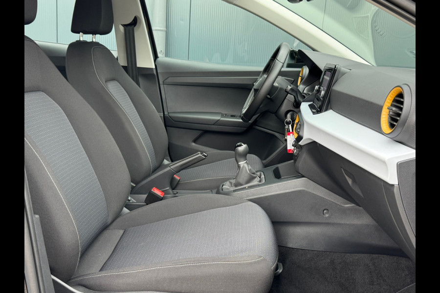 Seat Ibiza 1.0 EcoTSI Style * CarPlay * Stoelverwarming * Cruise * Camera *