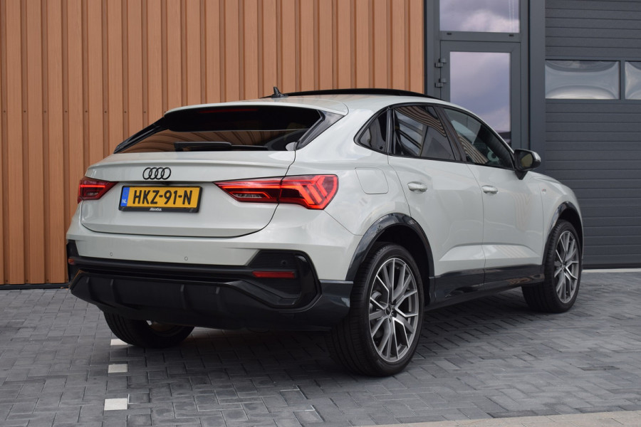 Audi Q3 Sportback 45 TFSIe S-line | Pano | Camera | 20"