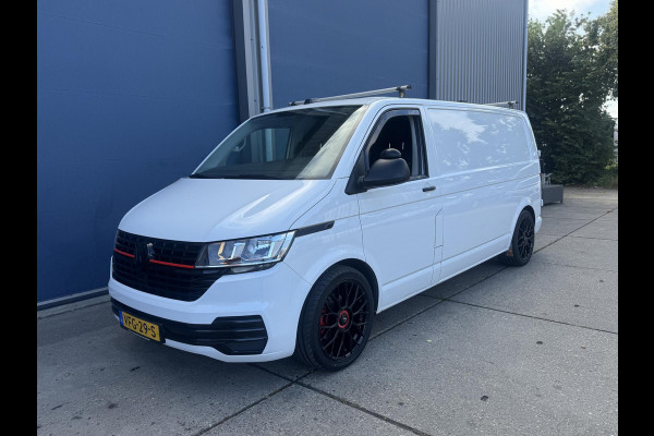 Volkswagen Transporter 2.0 TDI L2H1 30 Comfortline AIRCO / CRUISE CONTROLE / NAVI / CARPLAY / VERLAAGD