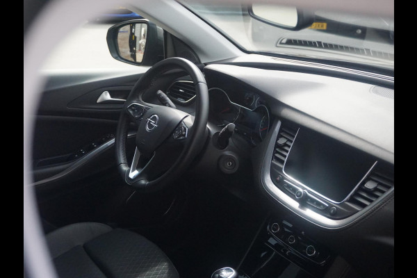 Opel Grandland X 1.2 Turbo Business Elegance