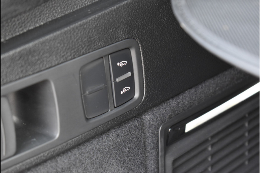 Audi Q5 50 TFSI e S-Line 299 Pk Black Ed Luchtvering Memory B&O Leder ACC Sfeer Keyless 21 Inch