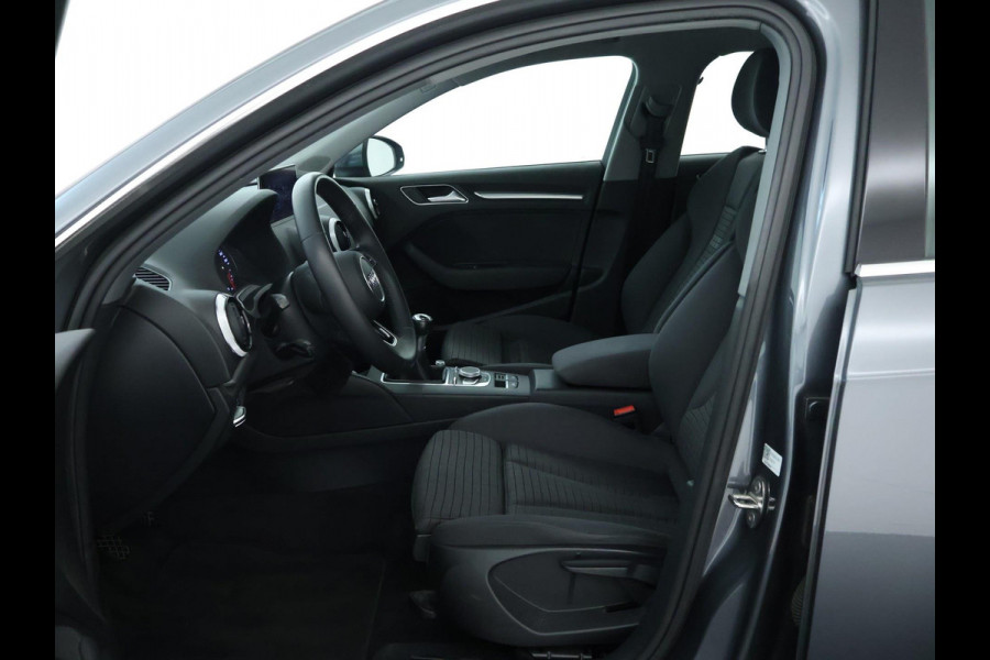 Audi A3 Sportback 1.0 TFSI Sport Lease Edition | Sportstoelen | PDC | NAV | LM 17''