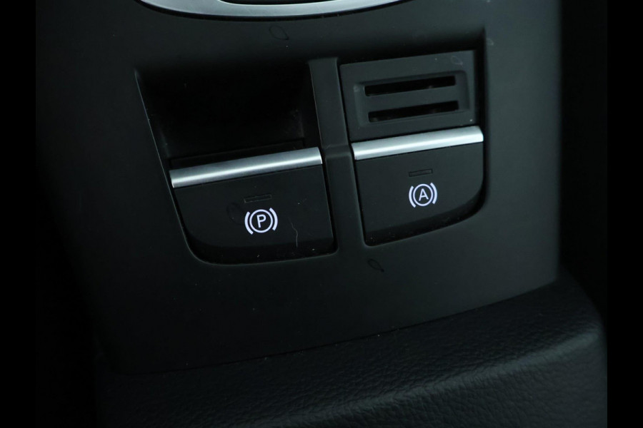 Audi A3 Sportback 1.0 TFSI Sport Lease Edition | Sportstoelen | PDC | NAV | LM 17''