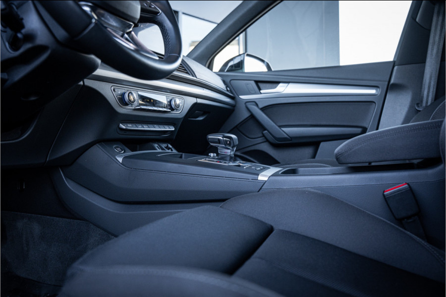Audi Q5 Sportback 55 TFSI e S edition - ACC | Elek. Stoelen | Keyless