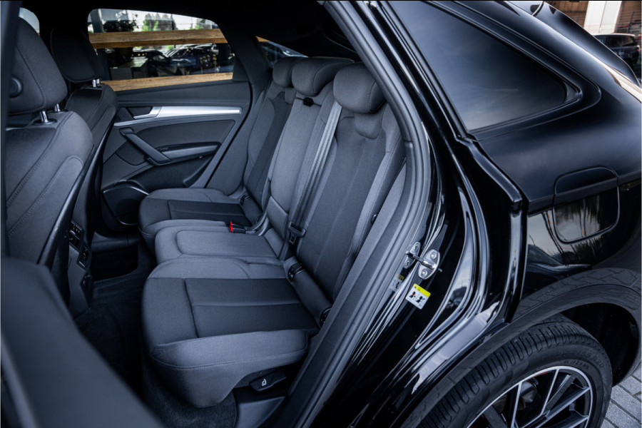 Audi Q5 Sportback 55 TFSI e S edition - ACC | Elek. Stoelen | Keyless