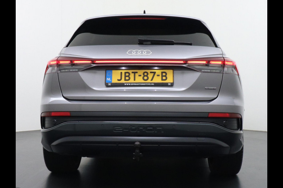 Audi Q4 e-tron 50 quattro S edition 77 kWh ELEKTRISCH PANORAMADAK | HEAD-UP DISPLAY | ADAPTIEVE CRUISE CONTROL | CAMERA | ELEKTRISCHE TREKHAAK | RIJKLAAR MET 12 MAANDEN BOVAG GARANTIE!
