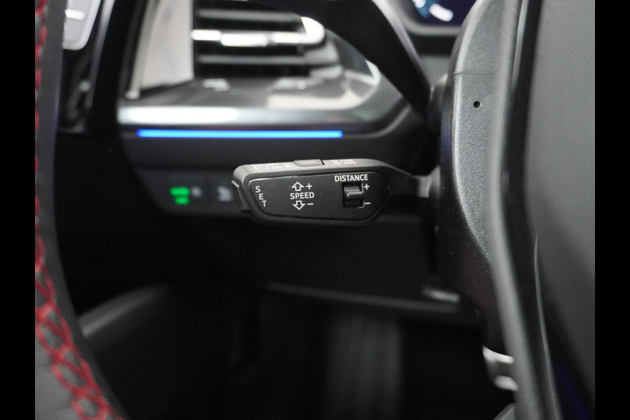 Audi Q4 e-tron 50 quattro S edition 77 kWh ELEKTRISCH PANORAMADAK | HEAD-UP DISPLAY | ADAPTIEVE CRUISE CONTROL | CAMERA | ELEKTRISCHE TREKHAAK | RIJKLAAR MET 12 MAANDEN BOVAG GARANTIE!