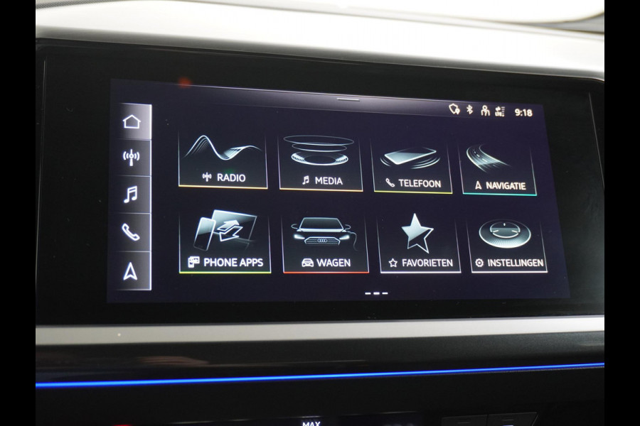 Audi Q4 e-tron 50 quattro S edition 77 kWh ELEKTRISCH PANORAMADAK | HEAD-UP DISPLAY | ADAPTIEVE CRUISE CONTROL | CAMERA | ELEKTRISCHE TREKHAAK | RIJKLAAR MET 12 MAANDEN BOVAG GARANTIE!