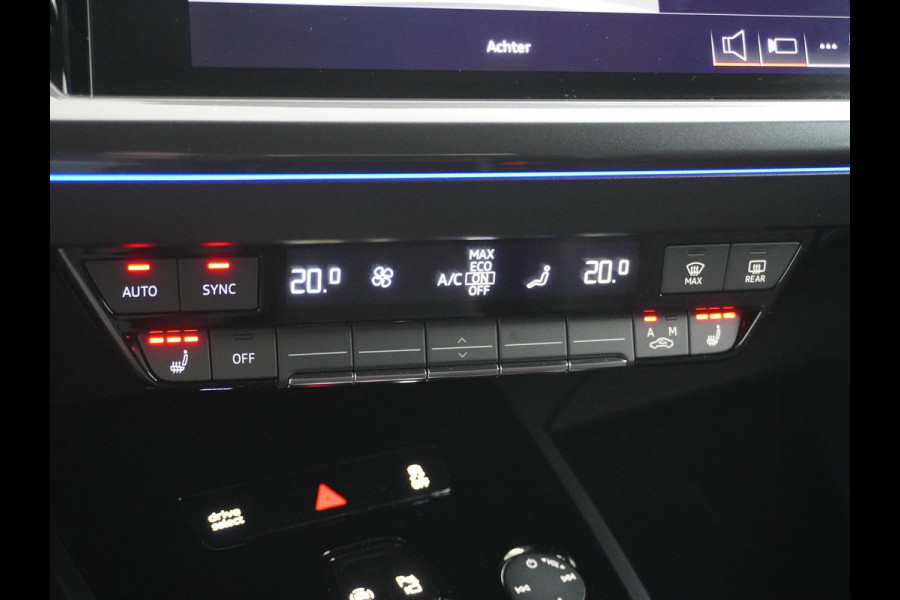 Audi Q4 e-tron 50 quattro S edition 77 kWh ELEKTRISCH PANORAMADAK | HEAD-UP DISPLAY | ADAPTIEVE CRUISE CONTROL | CAMERA | ELEKTRISCHE TREKHAAK | RIJKLAAR MET 12 MAANDEN BOVAG GARANTIE!