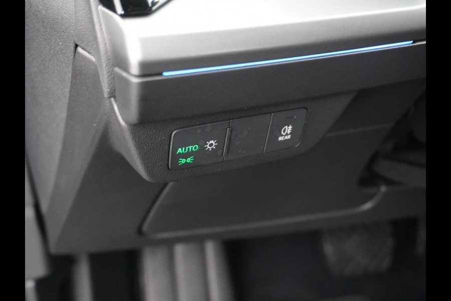 Audi Q4 e-tron 50 quattro Launch edition Advanced 77 kWh ADAPTIEVE CRUISE CONTROL | LEDEREN BEKLEDING | STOELVERWARMING | ELEKTRISCHE ACHTERKLEP | CAMERA | RIJKLAAR MET 12 MAANDEN BOVAG GARANTIE