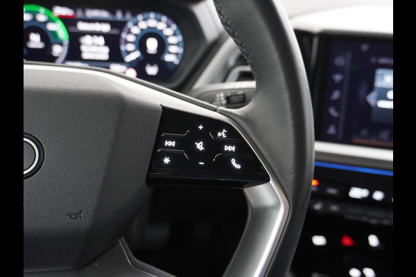 Audi Q4 e-tron 50 quattro Launch edition Advanced 77 kWh ADAPTIEVE CRUISE CONTROL | LEDEREN BEKLEDING | STOELVERWARMING | ELEKTRISCHE ACHTERKLEP | CAMERA | RIJKLAAR MET 12 MAANDEN BOVAG GARANTIE