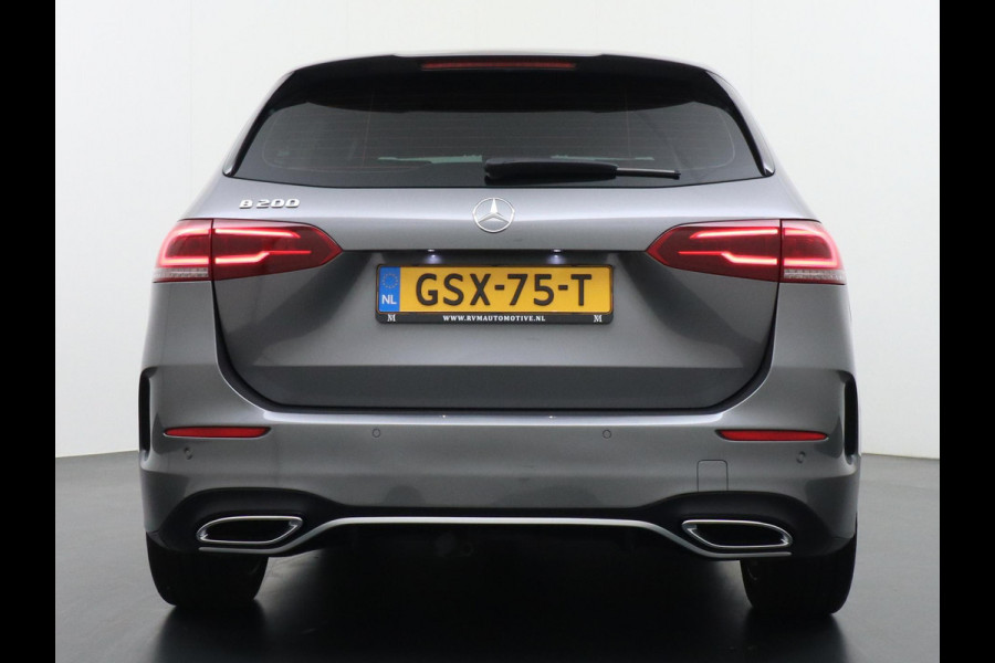 Mercedes-Benz B-Klasse 200 Business Solution AMG Leder | Elektrische Kofferbak | Ambilight Sfeerverlichting | Rijklaar geleverd met 12 maanden BOVAG-garantie