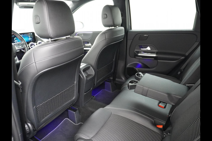 Mercedes-Benz B-Klasse 200 Business Solution AMG Leder | Elektrische Kofferbak | Ambilight Sfeerverlichting | Rijklaar geleverd met 12 maanden BOVAG-garantie